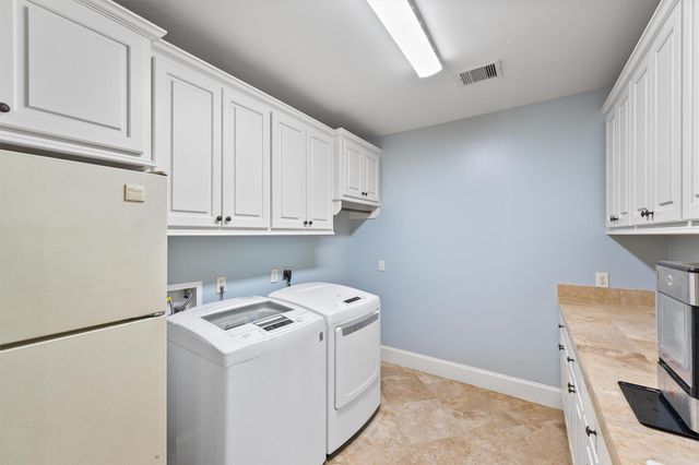 5346 Pine Wood Hills Court, Spring, TX 77386