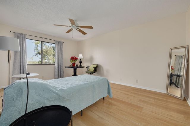 3062 EASTLAND BOULEVARD 406, Clearwater, FL 33761