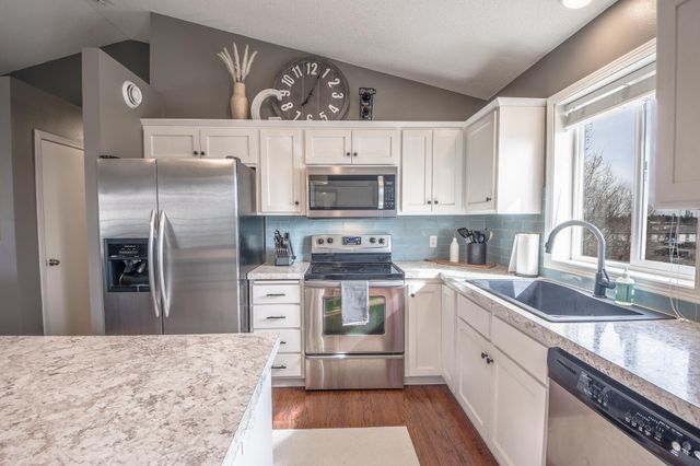 230 18th Avenue SE, Saint Joseph, MN 56374