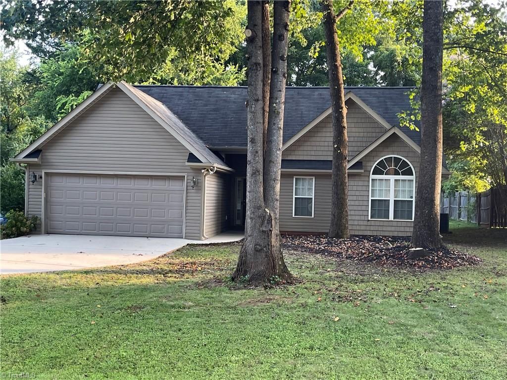 509 W Minneola Street, Gibsonville, NC 27249