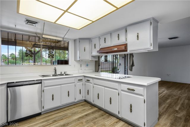 6742 Palmyra Avenue, Las Vegas, NV 89146