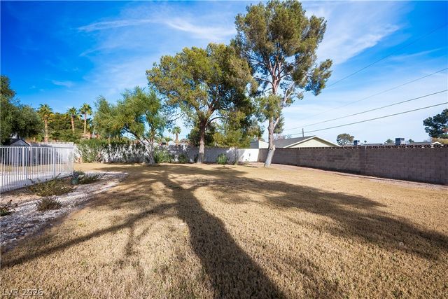 6742 Palmyra Avenue, Las Vegas, NV 89146