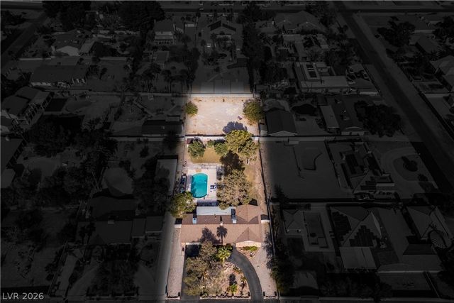 6742 Palmyra Avenue, Las Vegas, NV 89146