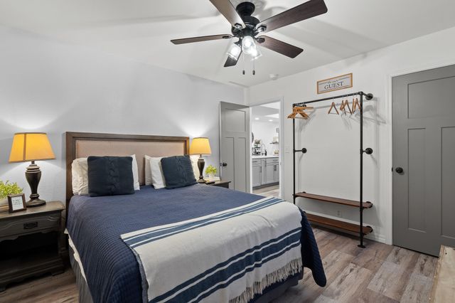 26 Sinatra Court 1, Branson West, MO 65737