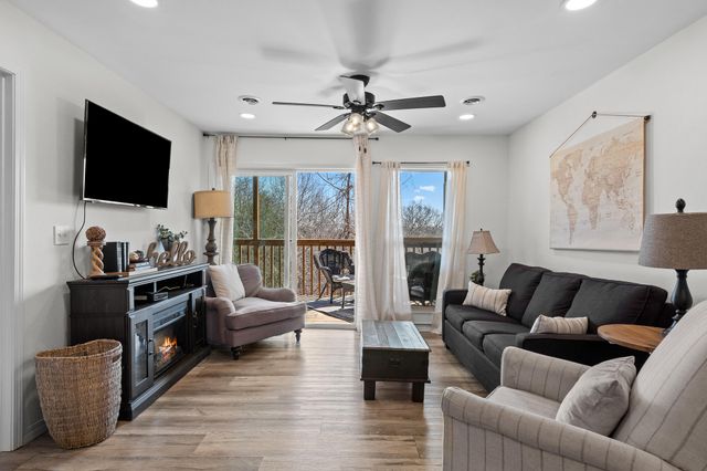 26 Sinatra Court 1, Branson West, MO 65737