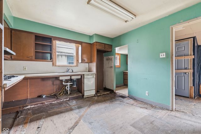 1058 S Sheffield Avenue, Indianapolis, IN 46221