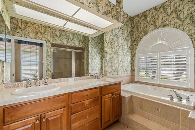 7424 MELOGOLD CIRCLE, Land O Lakes, FL 34637