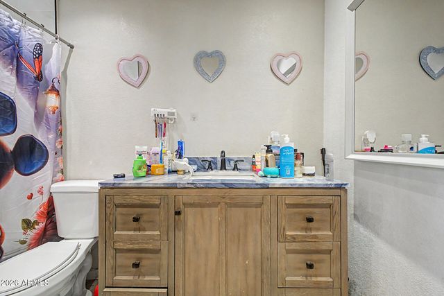 4244 W VERNON Avenue, Phoenix, AZ 85009