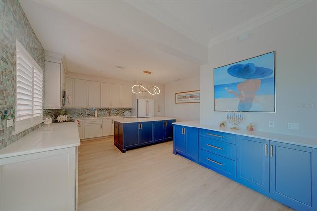 16450 GULF BOULEVARD 565, North Redington Beach, FL 33708