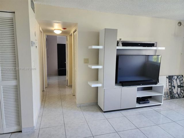 250 180th Dr 301, Sunny Isles Beach, FL 33160
