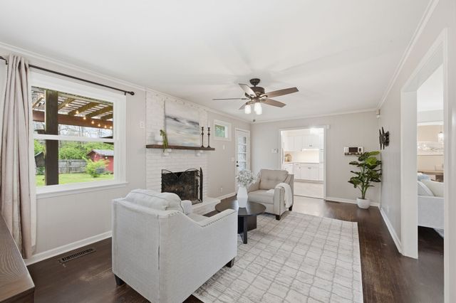 5171 Regent Dr, Nashville, TN 37220