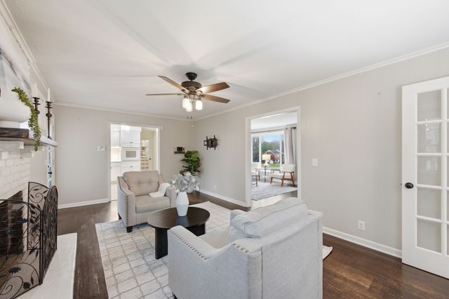 5171 Regent Dr, Nashville, TN 37220