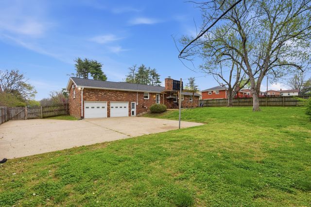 5171 Regent Dr, Nashville, TN 37220