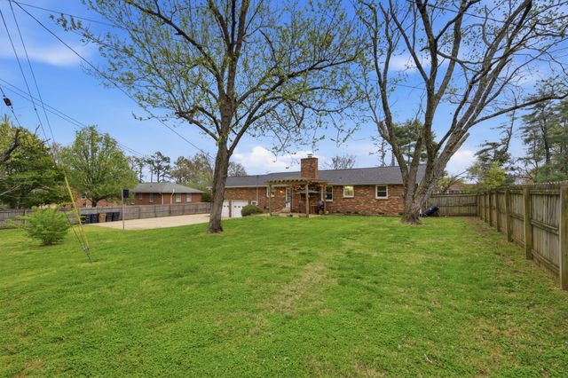 5171 Regent Dr, Nashville, TN 37220