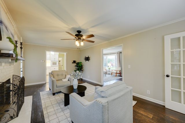 5171 Regent Dr, Nashville, TN 37220