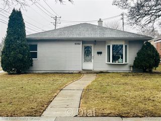 6062 Fenton Street, Dearborn Heights, MI 48127