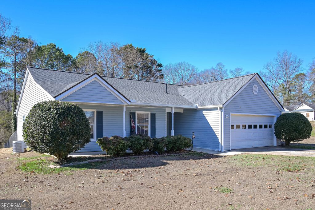3981 Daylily Way, Douglasville, GA 30135