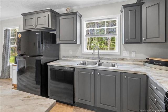 626 Ballance Farm Road, Saint Pauls, NC 28384