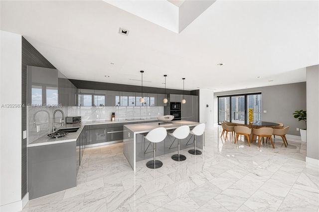 1451 Brickell Ave 2901, Miami, FL 33131