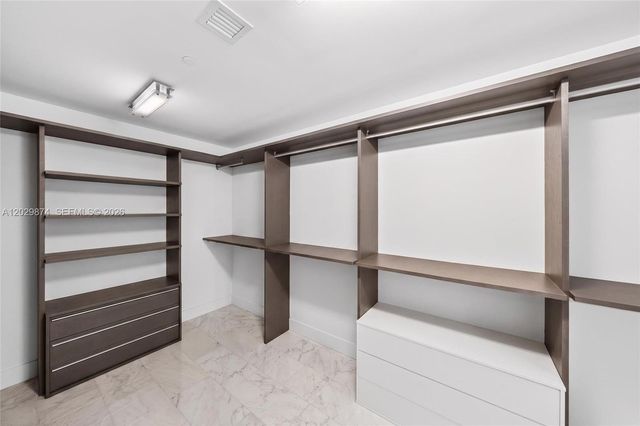1451 Brickell Ave 2901, Miami, FL 33131