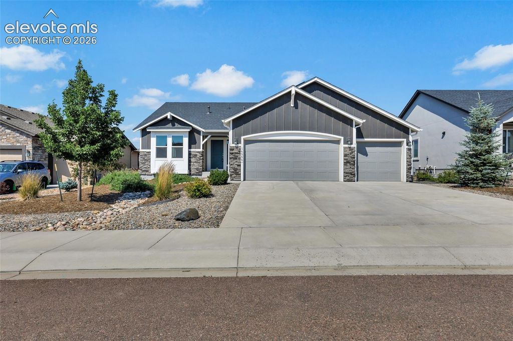 16555 Hallmark Trail, Monument, CO 80132