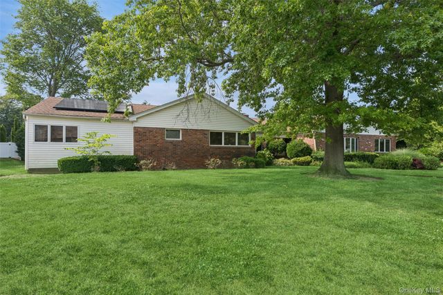 72 Lake End Road, Merrick, NY 11566