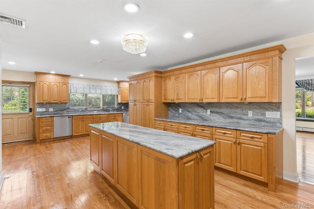 72 Lake End Road, Merrick, NY 11566
