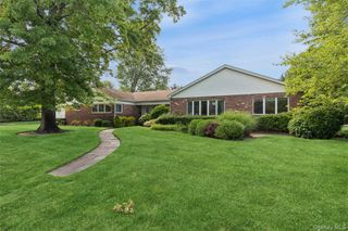 72 Lake End Road, Merrick, NY 11566
