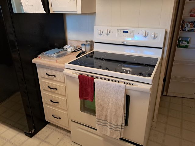 35 Cherokee Road, Cherokee Village, AR 72529