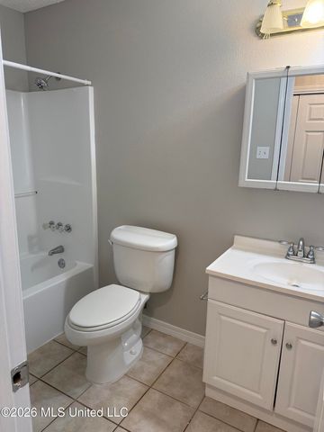 1105 Spruce Street, Ocean Springs, MS 39564