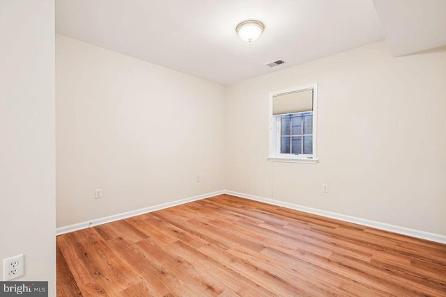 1105 PLEASANT CIR, Rockville, MD 20850