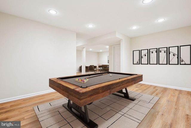 1105 PLEASANT CIR, Rockville, MD 20850