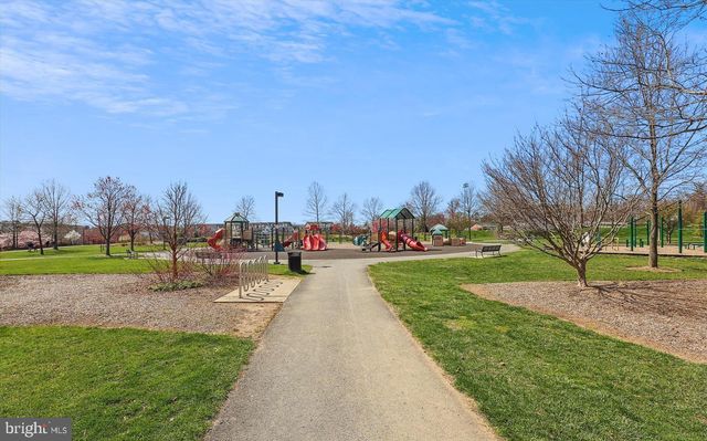 1105 PLEASANT CIR, Rockville, MD 20850