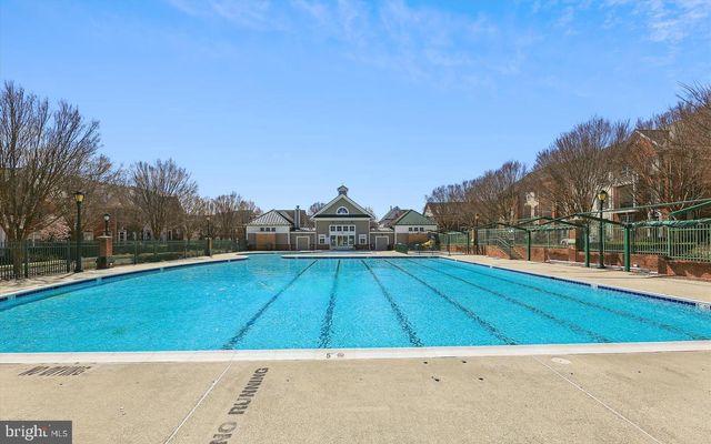 1105 PLEASANT CIR, Rockville, MD 20850