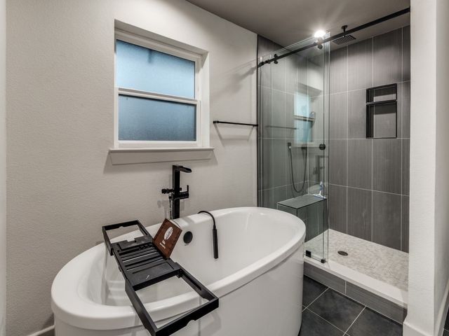 11510 Midway Road, Dallas, TX 75229