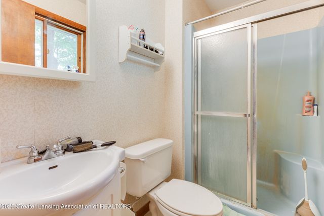 9686 Woodbury Road, Laingsburg, MI 48848
