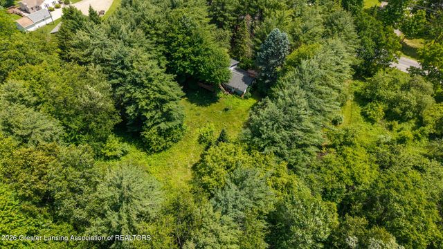 9686 Woodbury Road, Laingsburg, MI 48848
