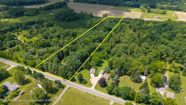 9686 Woodbury Road, Laingsburg, MI 48848