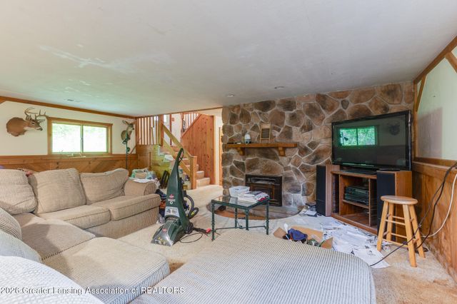 9686 Woodbury Road, Laingsburg, MI 48848