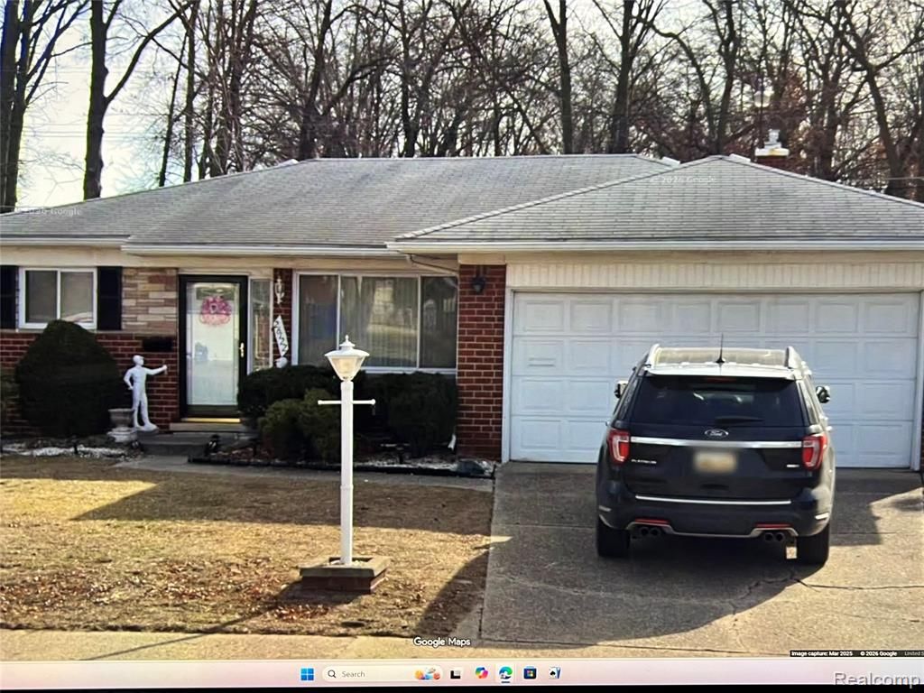 26122 Warner Avenue, Warren, MI 48091