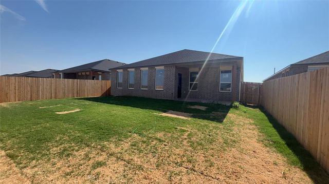 20417 Mule Deer Drive, Edmond, OK 73012