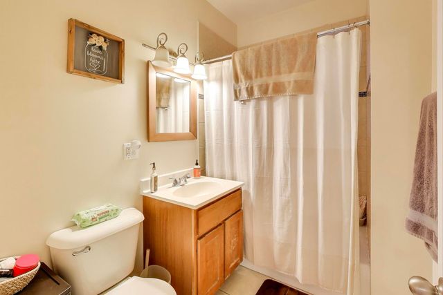 3513 N Western Avenue, Chicago, IL 60618