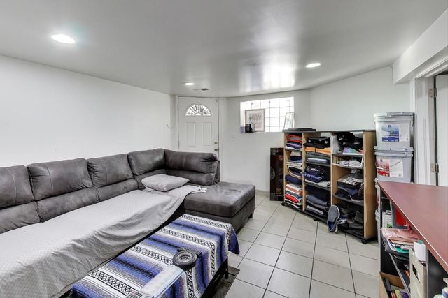 3513 N Western Avenue, Chicago, IL 60618