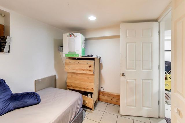 3513 N Western Avenue, Chicago, IL 60618