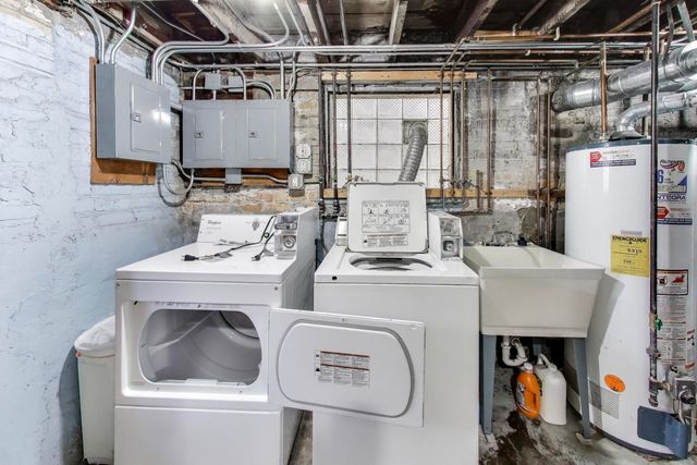 3513 N Western Avenue, Chicago, IL 60618