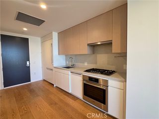 877 Francisco 1720, Los Angeles, CA 90017