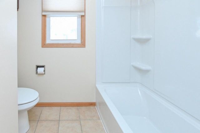 2747 W 8TH STREET, Appleton, WI 54914