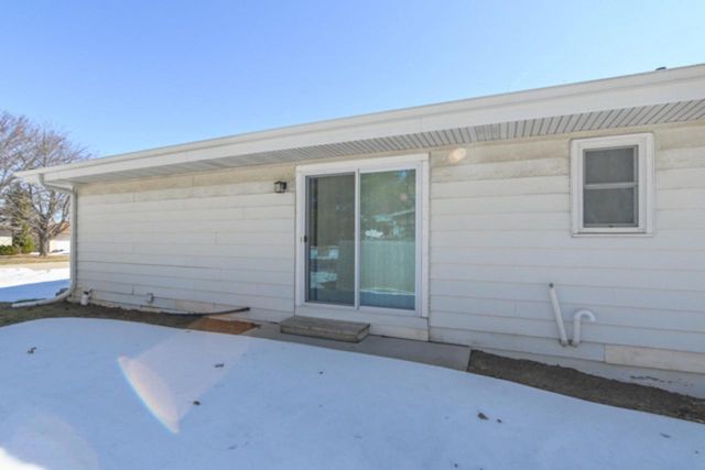 2747 W 8TH STREET, Appleton, WI 54914