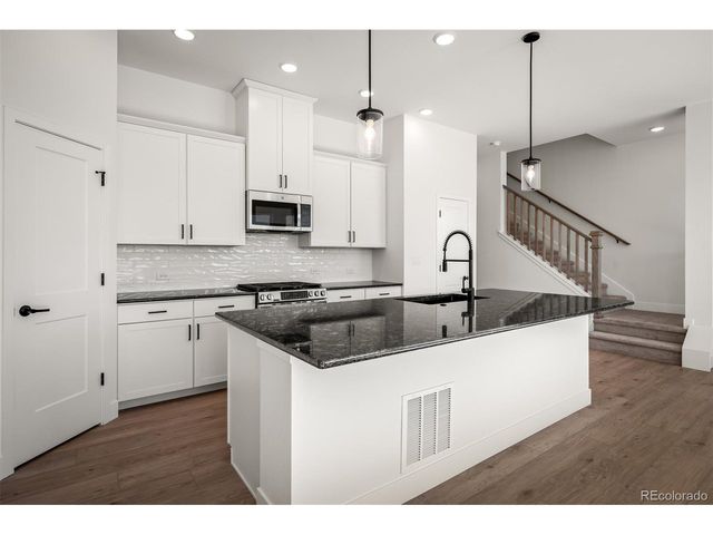 4575 Peak Crest Vw, Colorado Springs, CO 80918