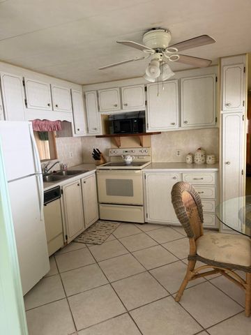 3500 S Kanner Highway 101, Stuart, FL 34994